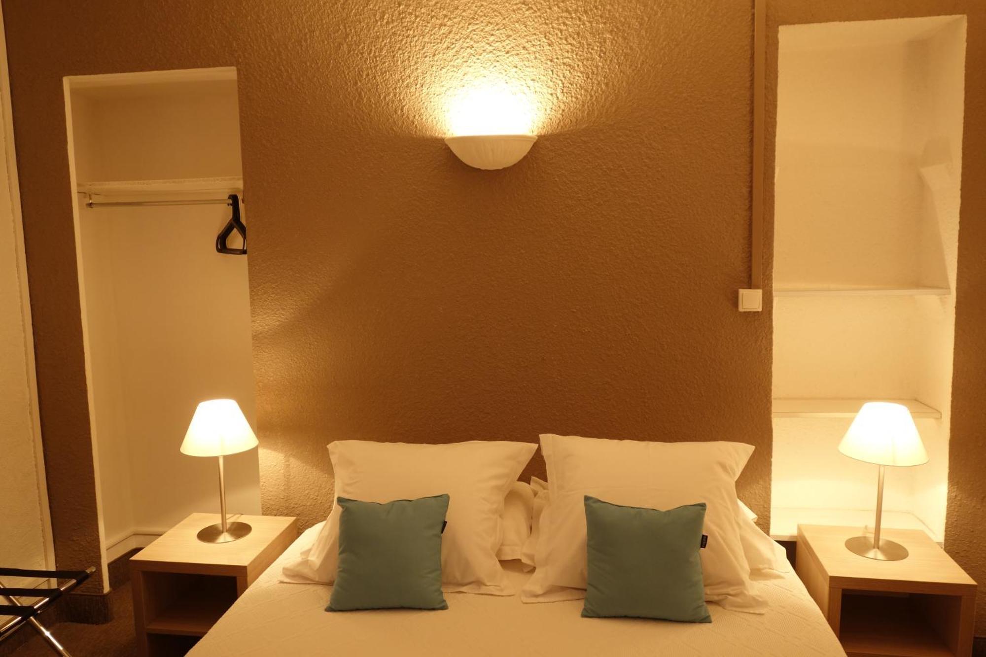 Hotel le Préjoly Saint-Vallier-de-Thiey Szoba fotó
