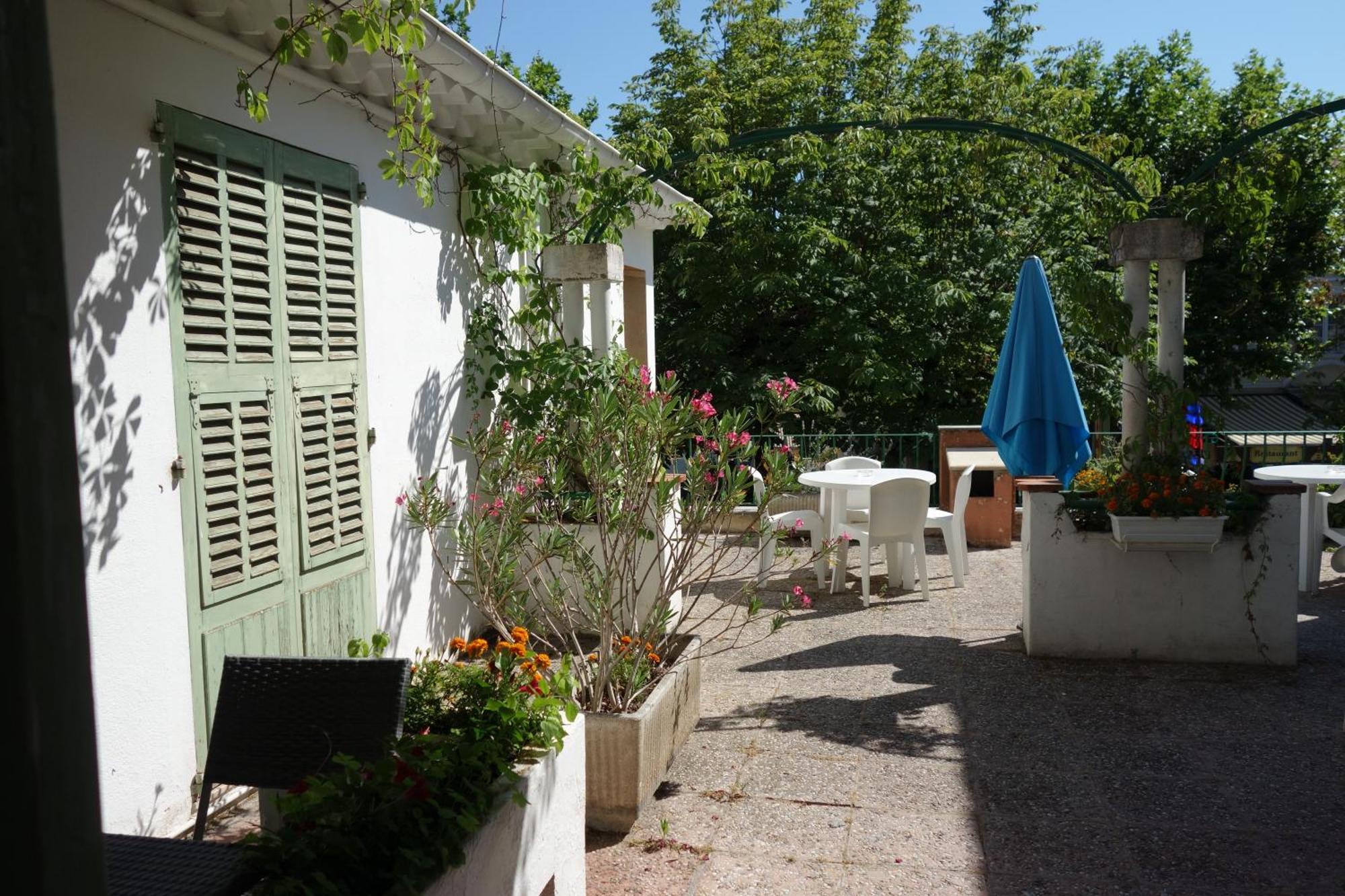 Hotel le Préjoly Saint-Vallier-de-Thiey Szoba fotó